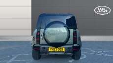 Land Rover Defender 3.0 D300 X-Dynamic SE 110 5dr Auto Diesel Estate